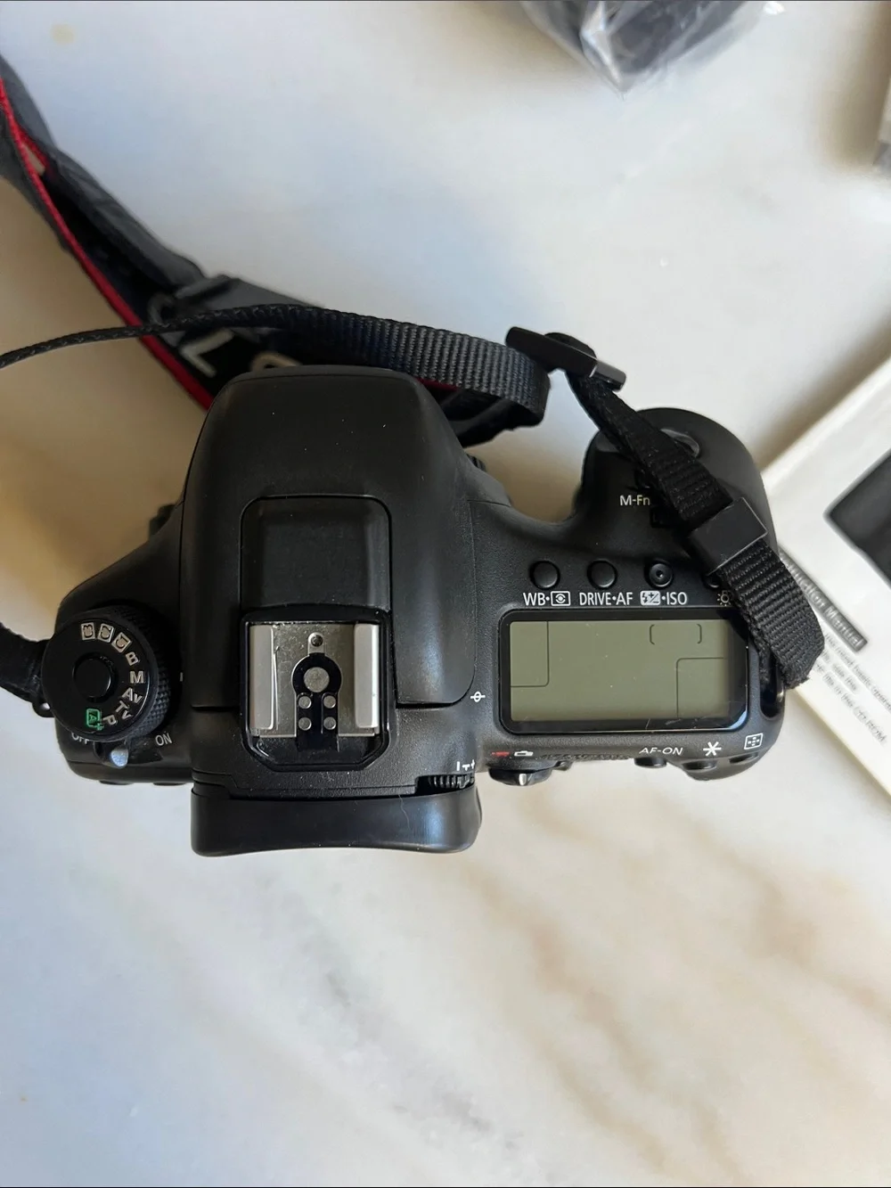 Canon EOS 7D Mark II 20.2MP Digital SLR Camera Black (Body Only) (In Box)